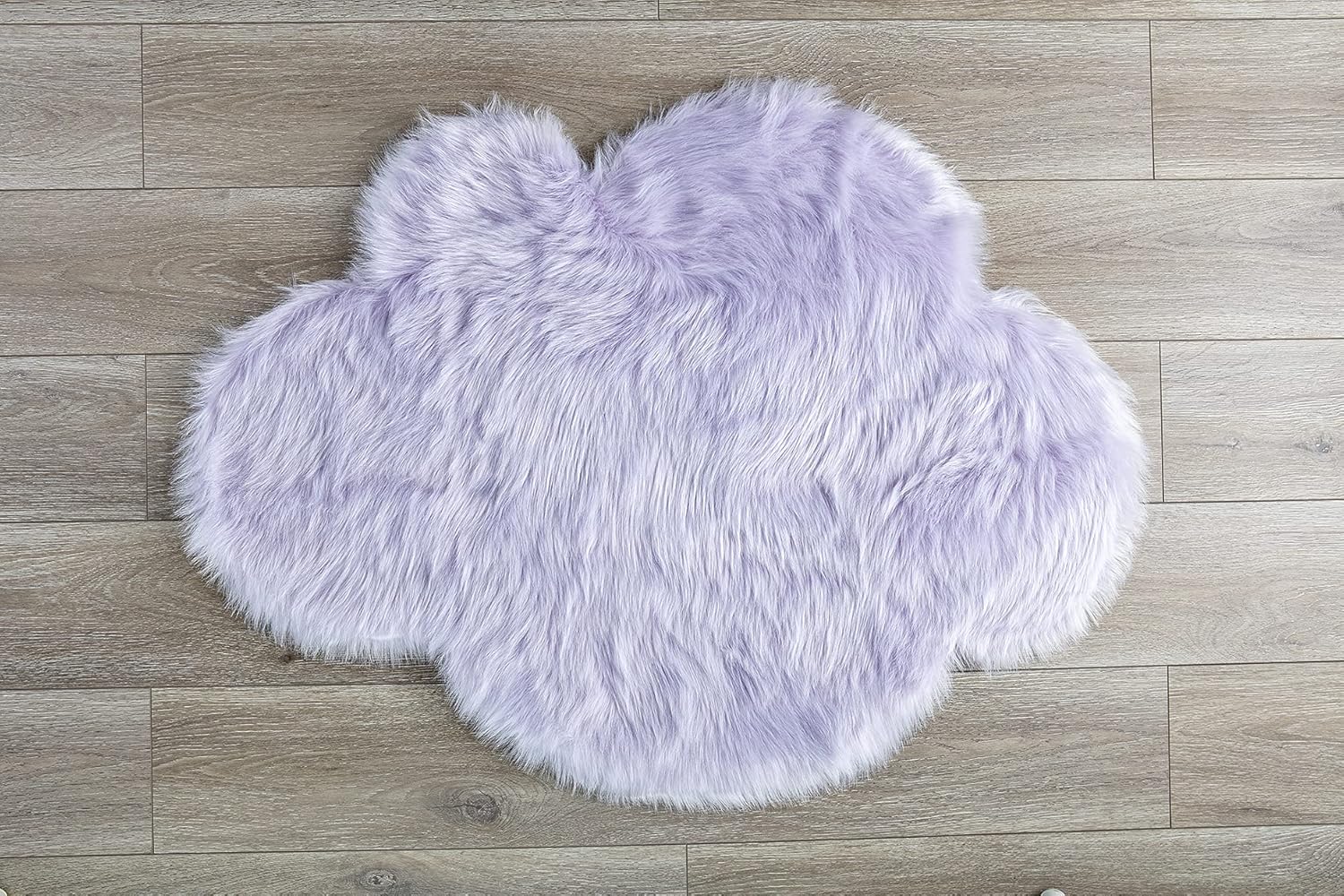 Machine Washable Faux Sheepskin Lavender Cloud Area Rug 32