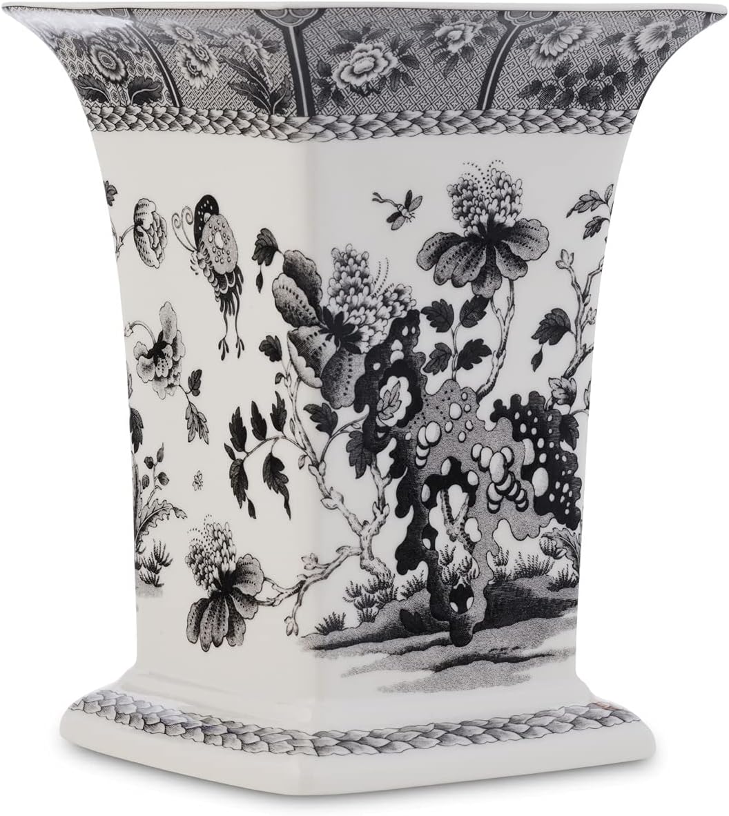 Spode - Heritage Collection Porcelain Square Decorative Vase Featuring Black and White India Motif - 8.75
