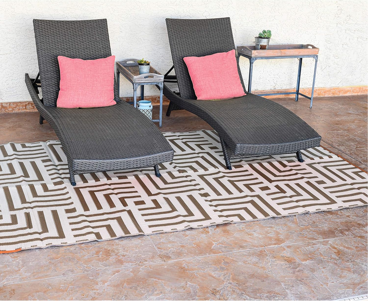 Stylish Camping 274067 4-feet by 6-feet Reversible Mat, Plastic Straw Rug, Large Floor Mat for Outdoors, RV, Patio, Backyard, Picnic, Beach, Camping - Geometric Mat (Brown/Beige)