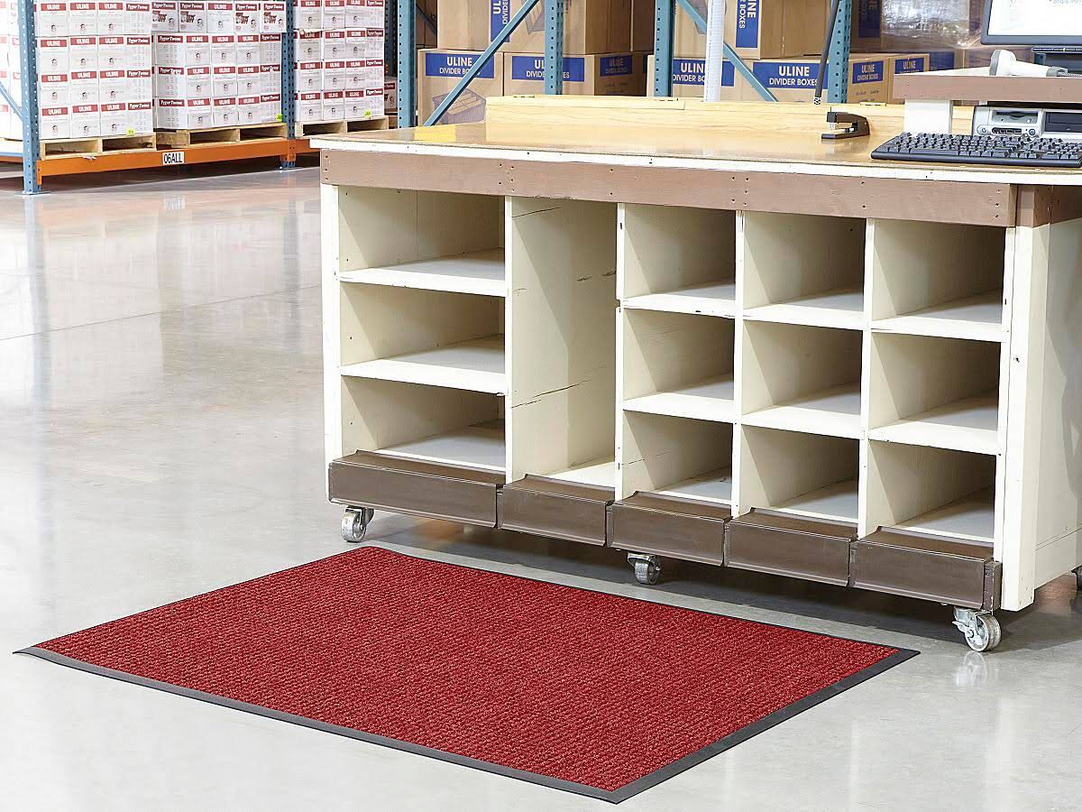 Waterhog Carpet Mat - 4 x 5&, Red/Black - H-3141R