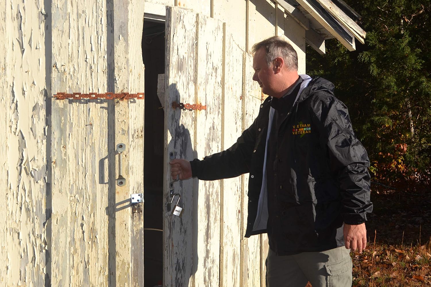 Vietnam Veteran Embroidered Hooded Sports Jacket with 3 Ribbons and Map Graphics
