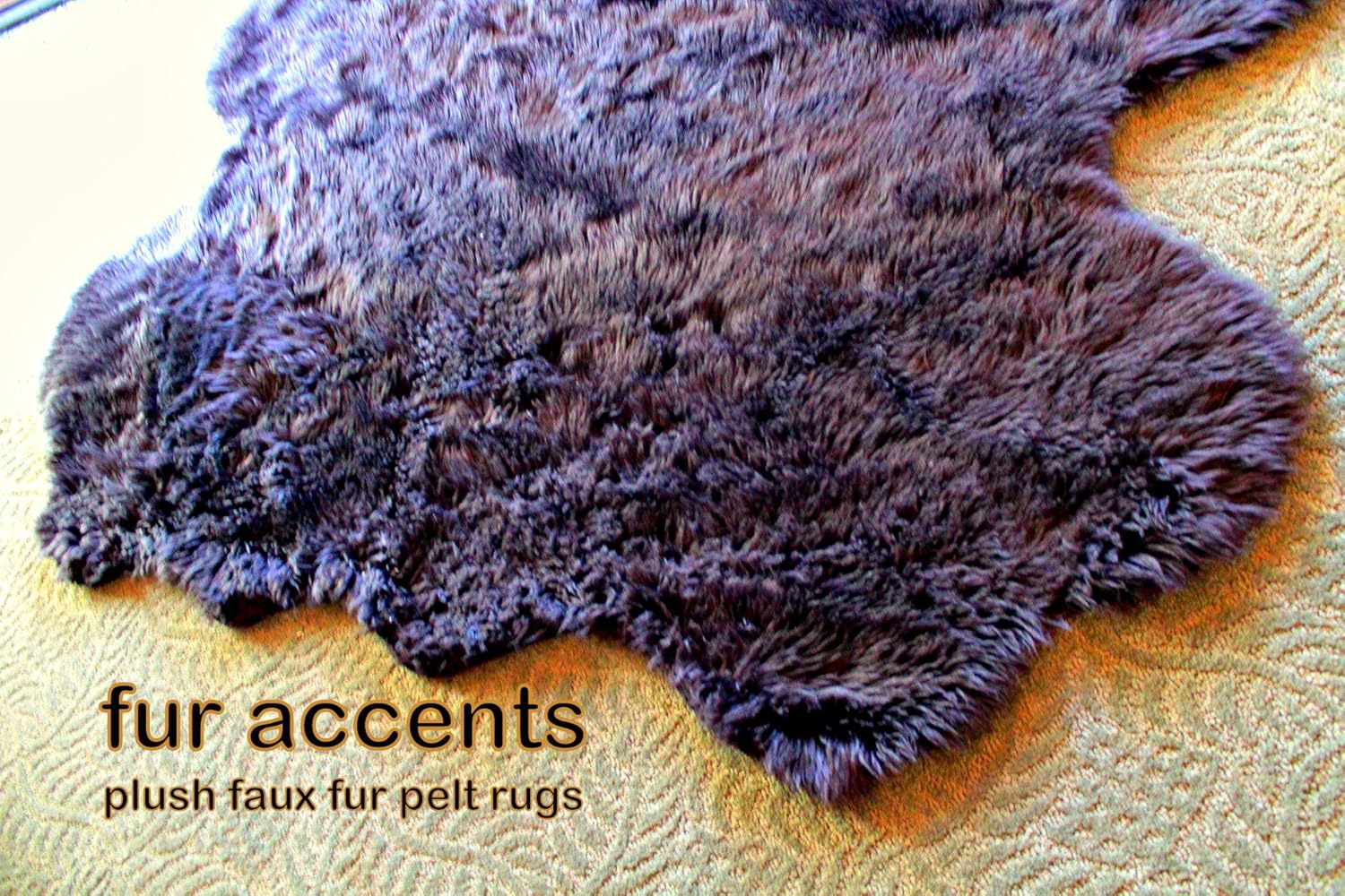 Faux Fur Sheep Skin Area Rug/Black / 5' x 7' / New