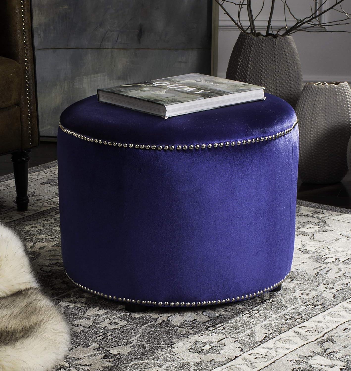 Safavieh Hudson Collection Zachary Leather Round Nailhead Ottoman, Black