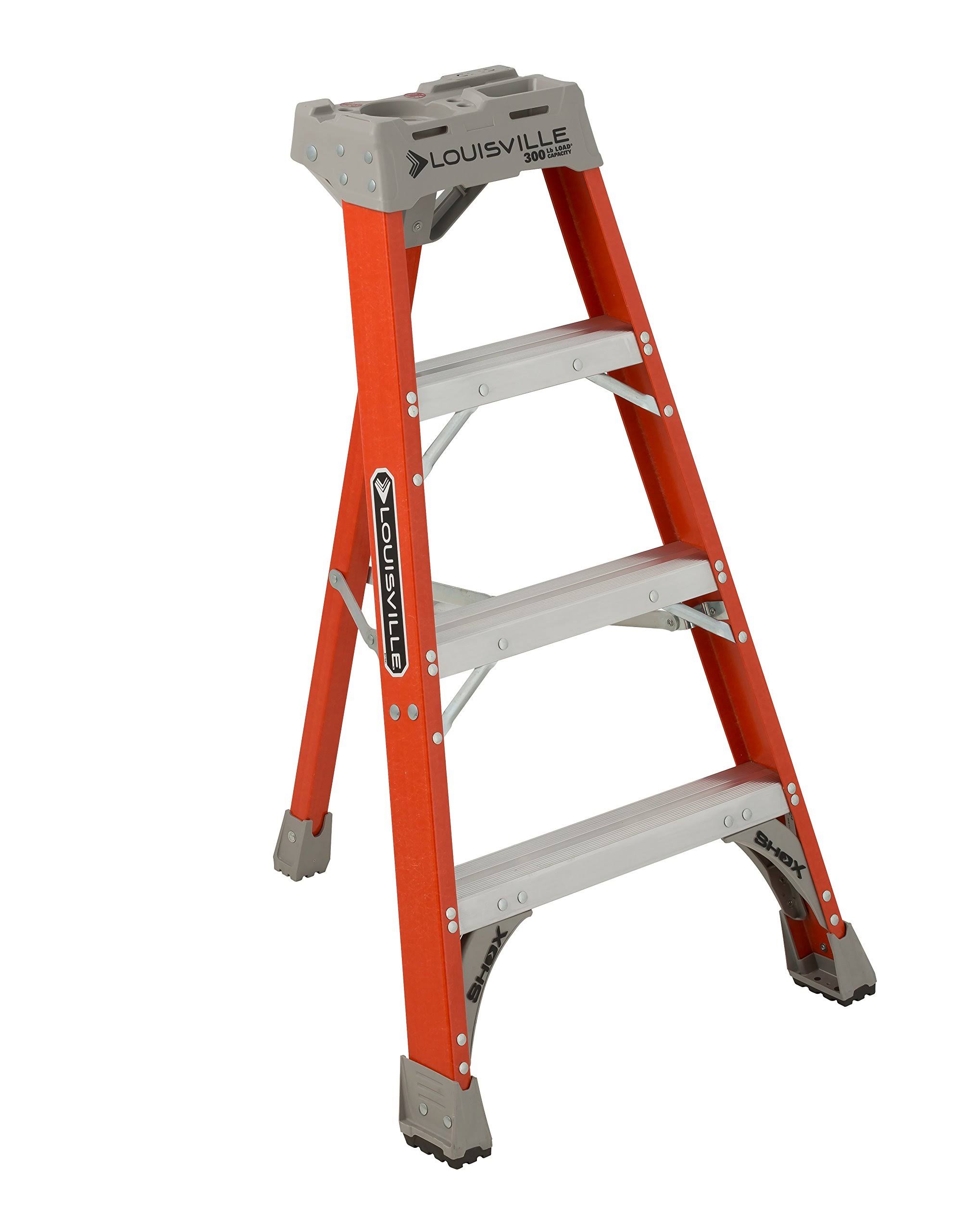 Louisville FT1504 4 ft. Fiberglass 300 lb. Capacity Tripod Stepladder iA