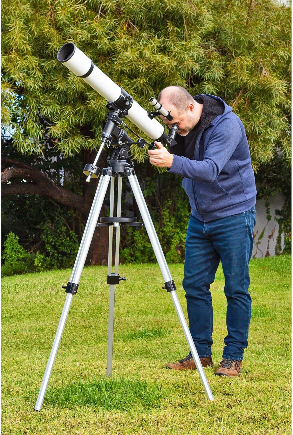 Orion Observer 90mm Equatorial Refractor Telescope