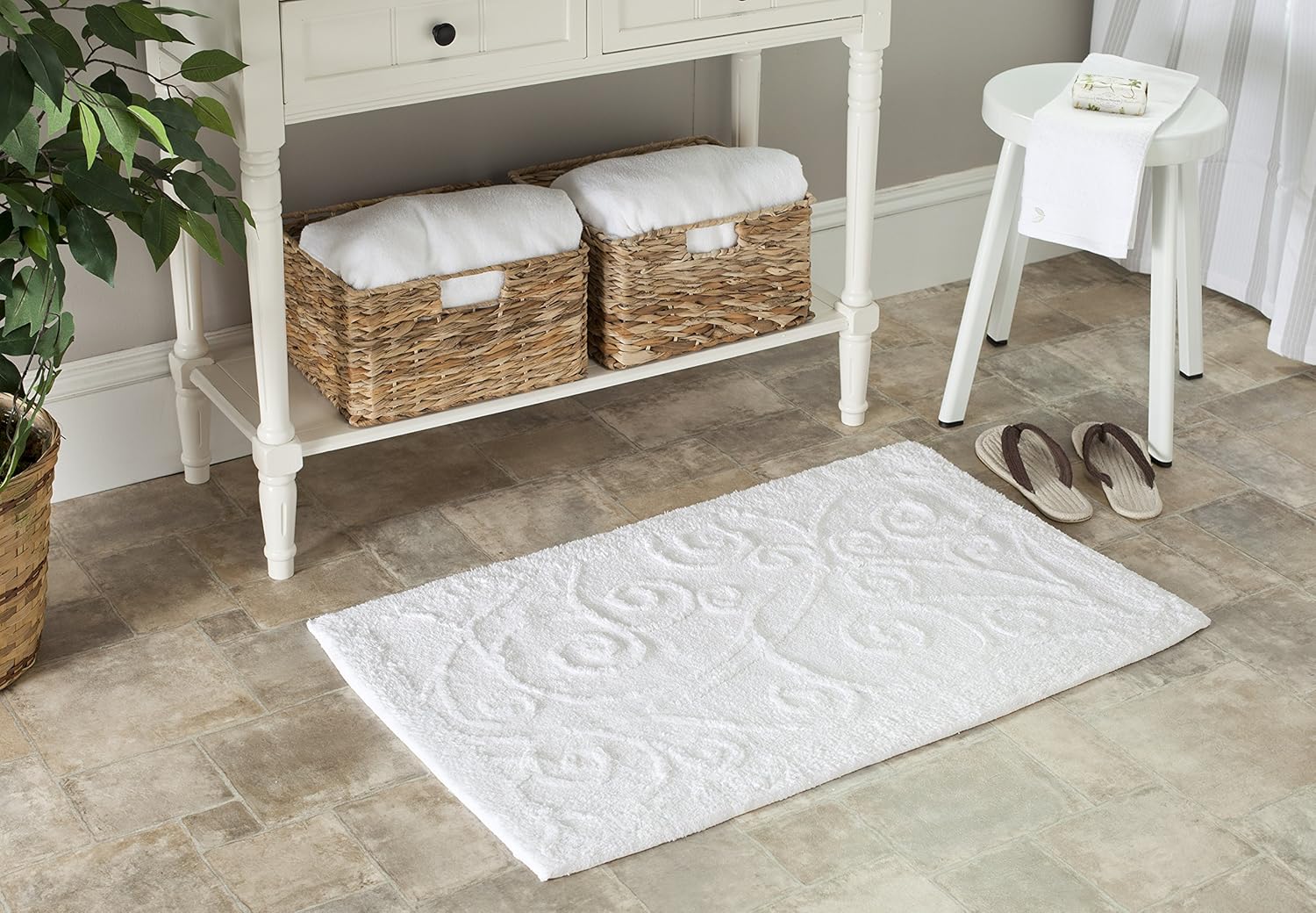 Safavieh Plush Master Bath Collection PMB637N Handmade Natural Cotton Bath Mat, 2 feet 3 inches by 3 feet 9 inches (2'3
