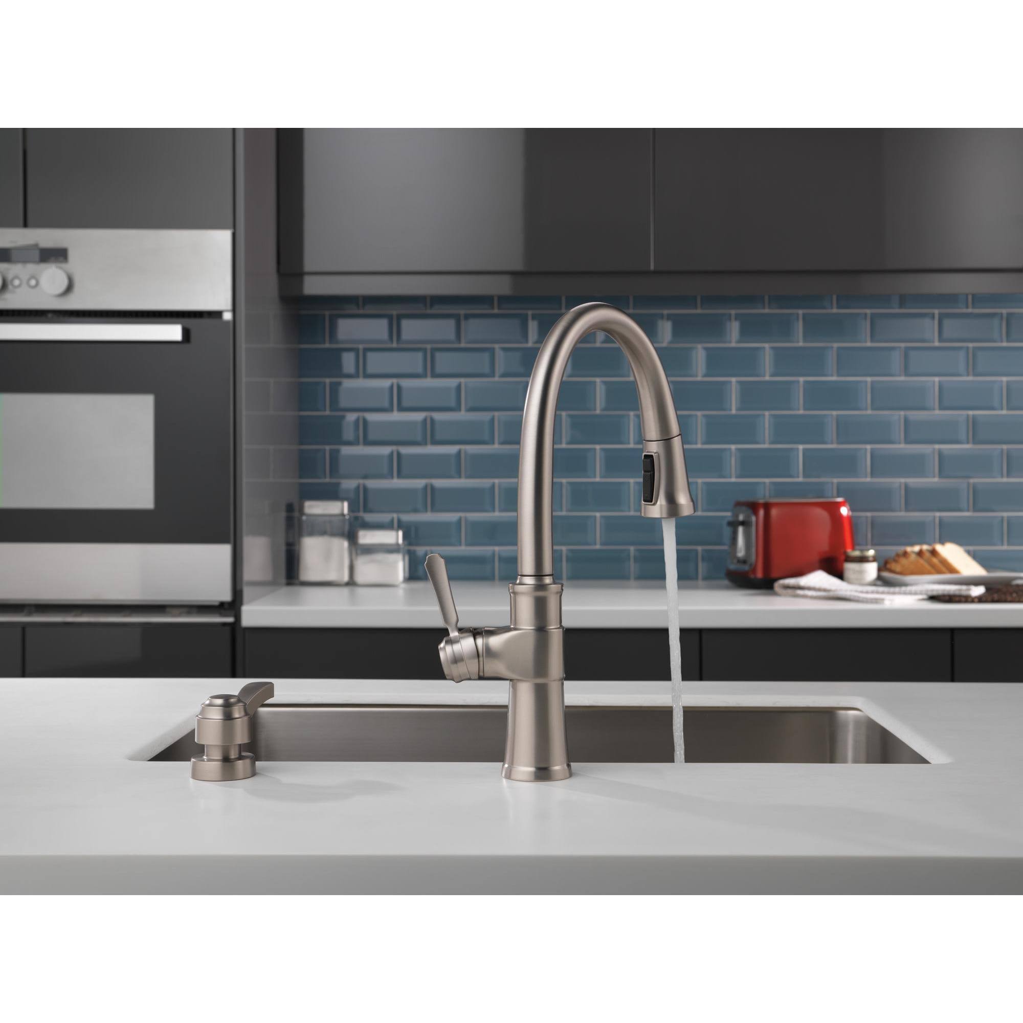 Delta Spargo Single-Handle Pull-Down Sprayer Kitchen Faucet with ShieldSpray and Soap Dispenser in Black Stainless