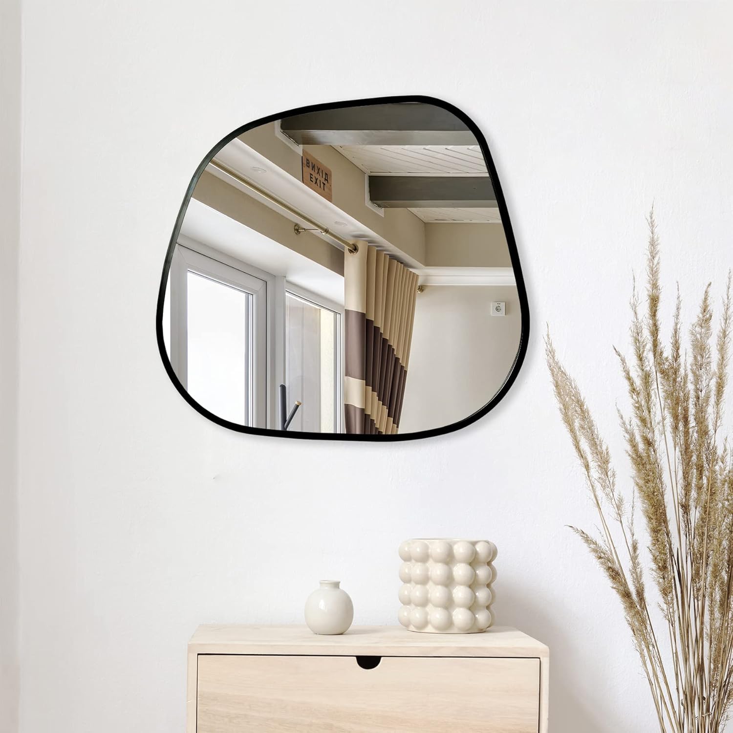 Black Wall Mirror Irregular , 20'' x 18.5'', Wall Mounted Mirror for Bathroom Bedroom Entryway, Metal Frame Mirror Wall Decor ( Black )