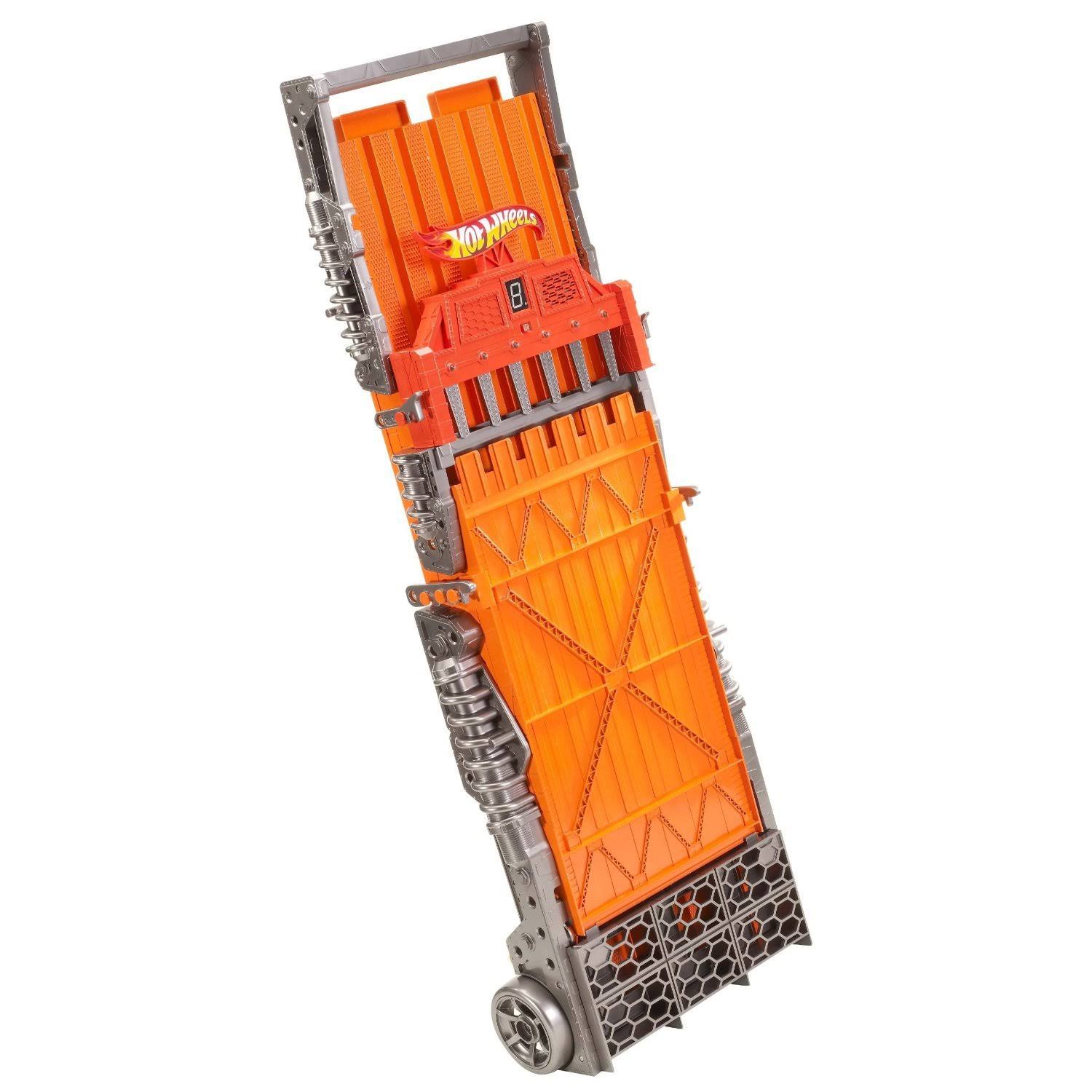 Hot Wheels Super 6-Lane Raceway