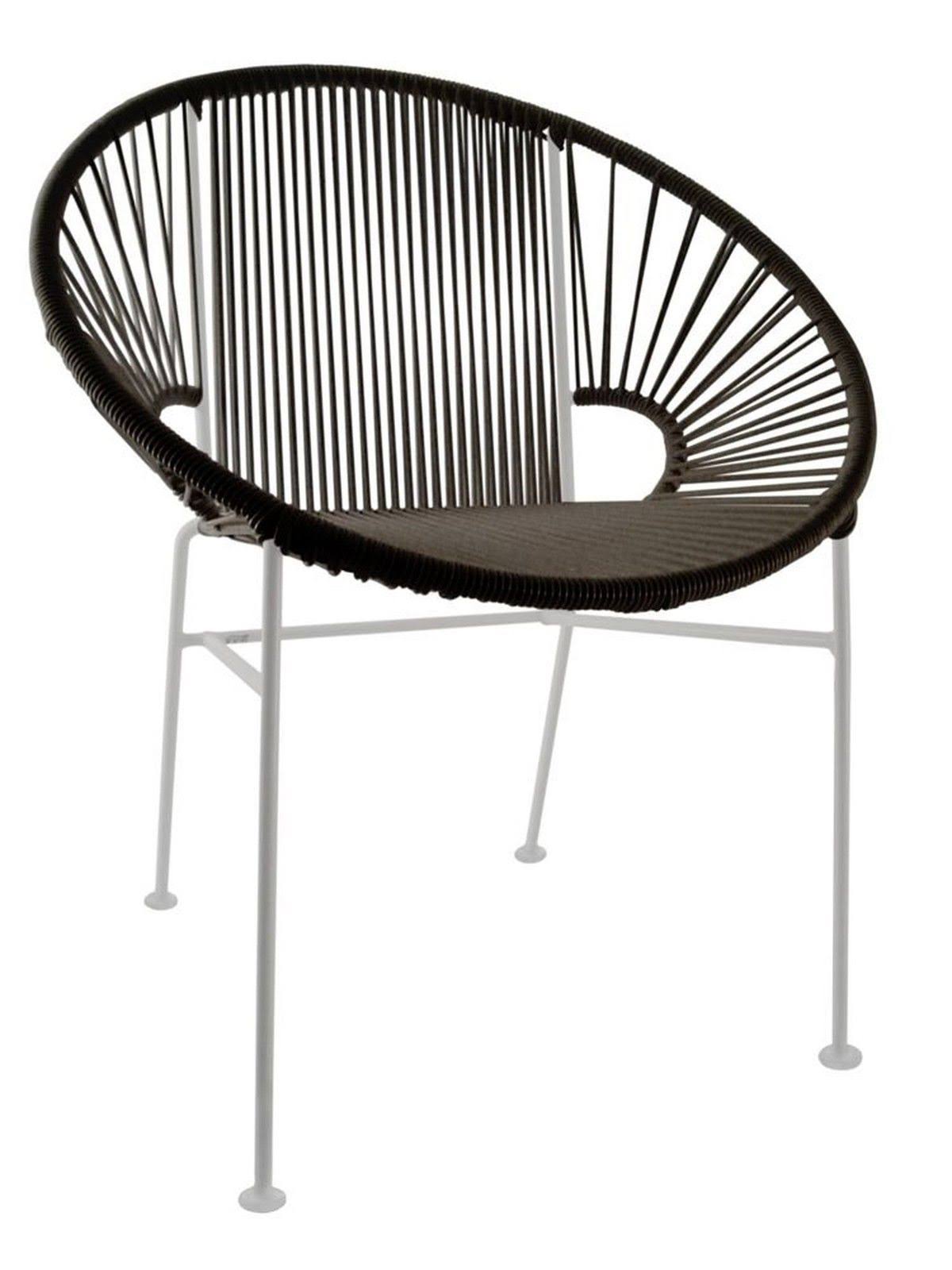 Innit Designs Concha Chair | White/Black