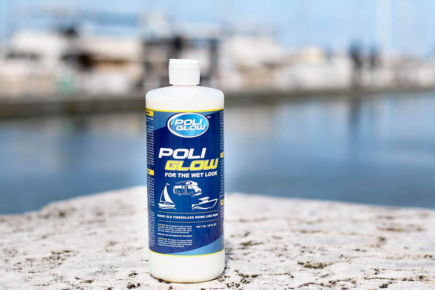 Poli Glow — 32 Ounce Fiberglass Restorer. Made for Boats and RVs and More. Pack of 2