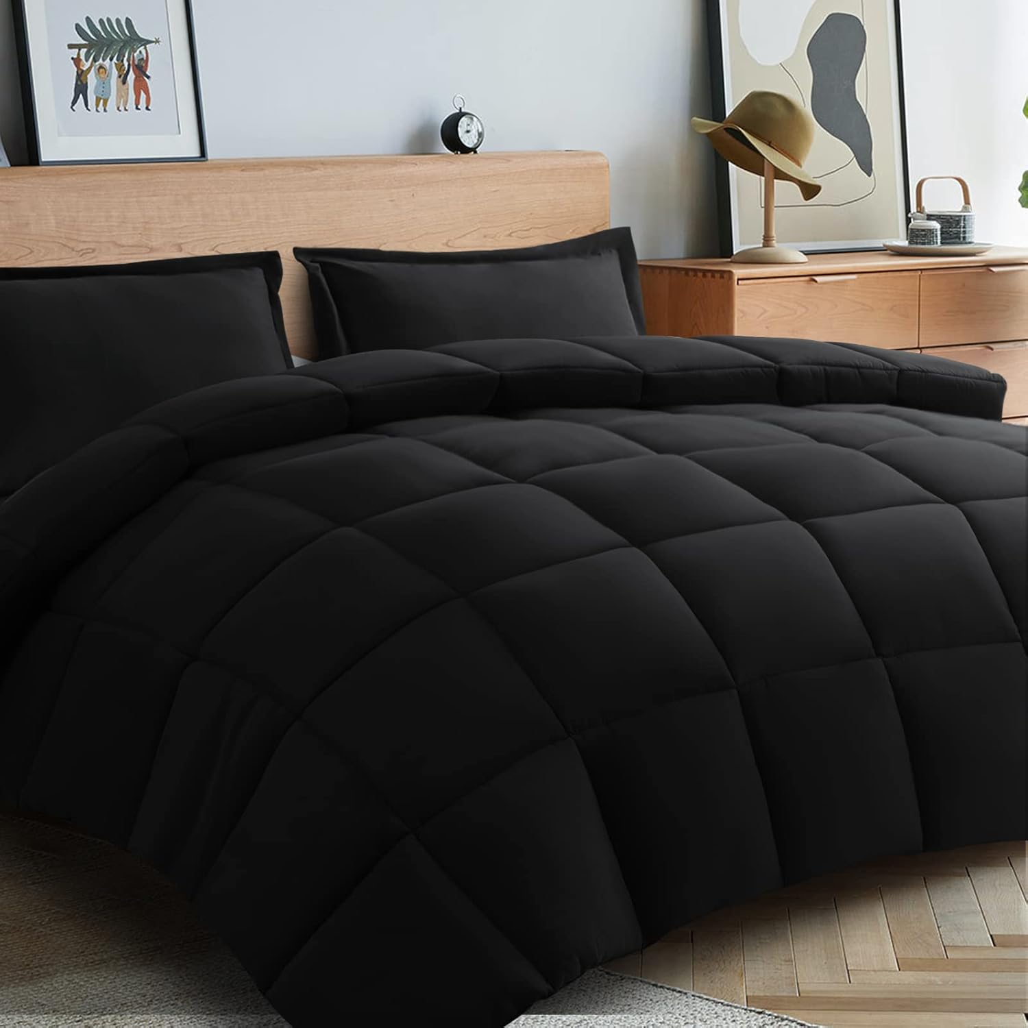 BEDHOURS Queen Comforter Set 3 PCs Grey Bed Comforter Set All Seasons 2100 Series Down Alternative Comforter Lightweight Duvet Insert Comforter + 2 Pillow Shams Machine Washable(Dark Grey, Queen)