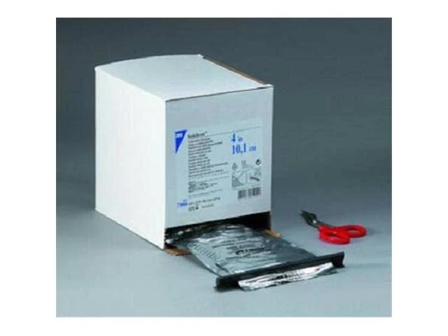 3M 73002 Scotchcal 1x22 x 150& Black Striping Tape