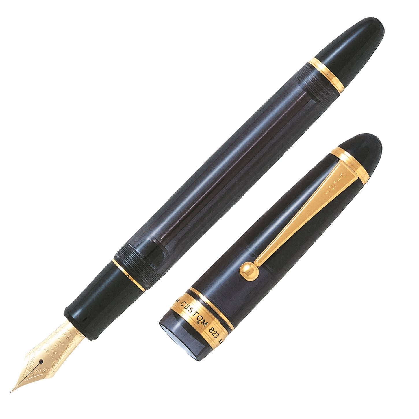 Pilot Custom 823 Black - Fountain [M]