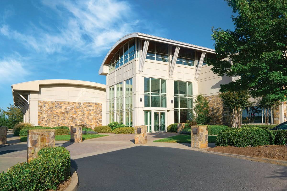 Lumark AXCS Axcent Small 14W LED Refractive Lens Wall Mount AXCS1ARL