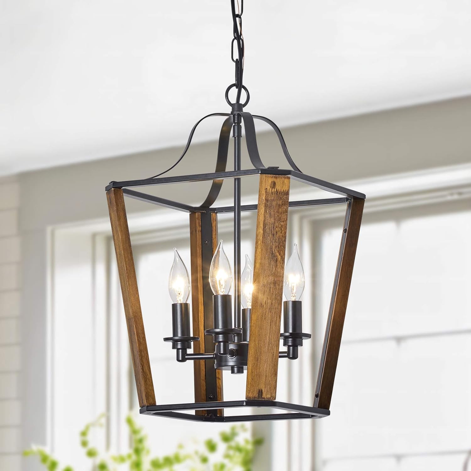 Wood Chandelier Light Fixture, 4-Light Farmhouse Chandelier with Matte Black Finish, Rustic Pendant Lighting for Kitchen Island, Foyer and Dining Room
