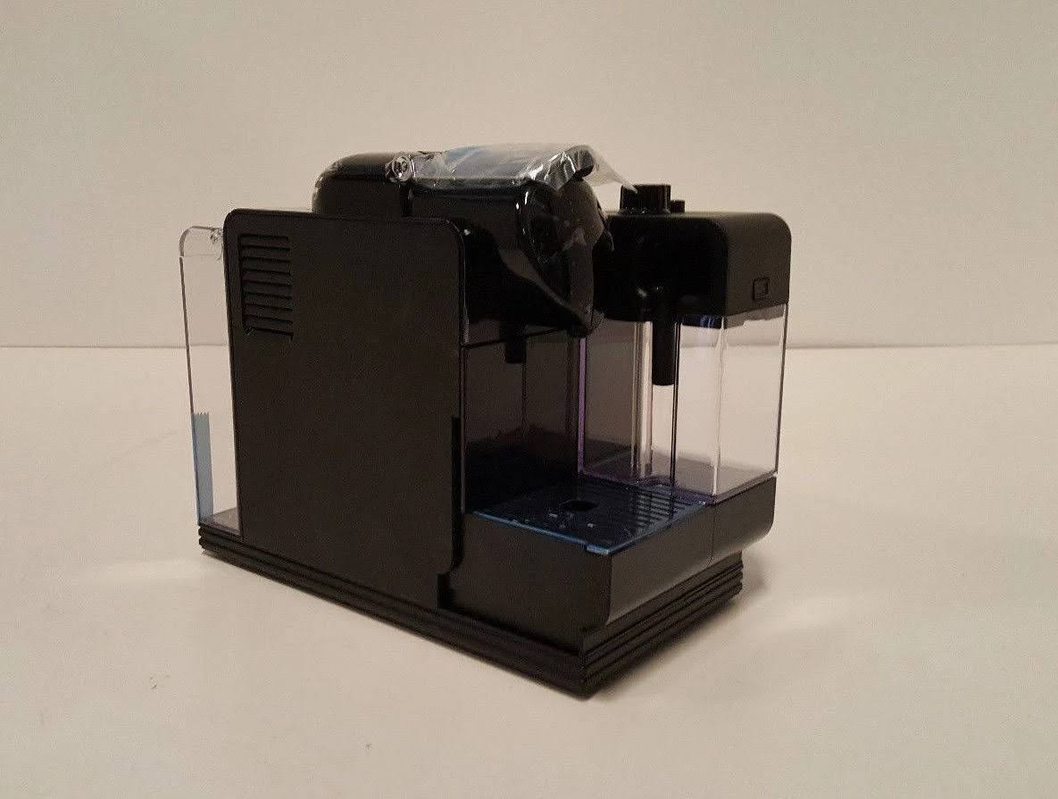 De&Longhi Lattissima+ en 520.BL Automatic Espresso Machine