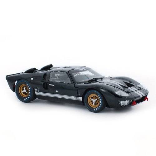 1966 Ford GT-40 Mk II 1:18 Scale (Black/Silver Stripes)