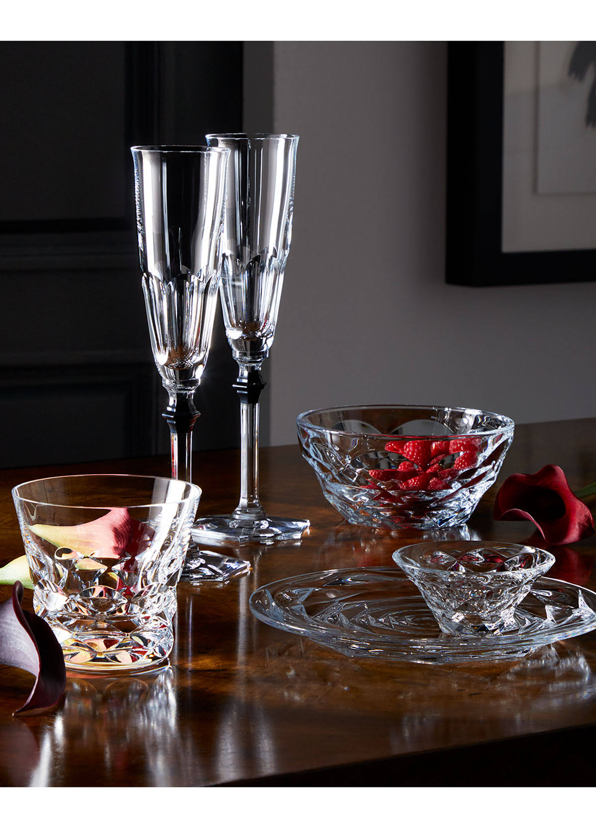 Baccarat Harcourt Eve Flute Glass Black Knob Set of 2