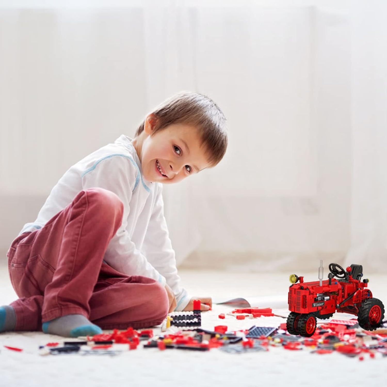 Farm Toys Tractor for Boys Classic Construction Tractor Toy Red 302Pcs Model Building Kit for Kids Scale 1:12