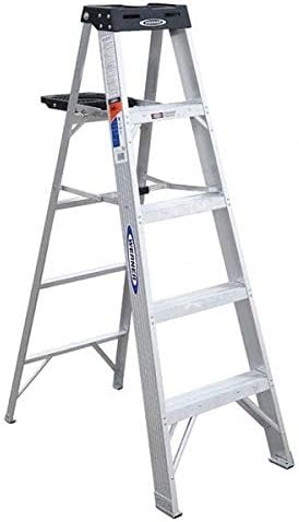 Werner 5 ft Aluminum 300 lb Capacity Stepladder IA
