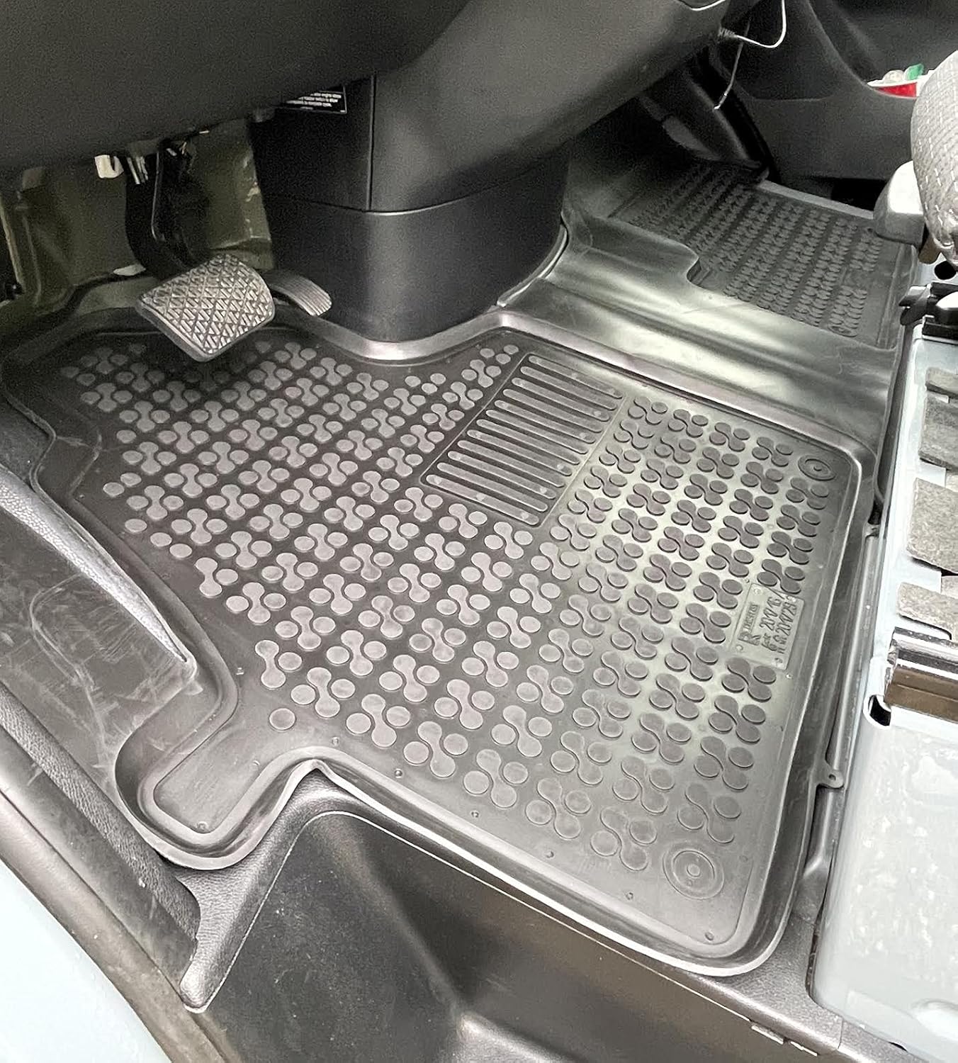 Rezaw-Plast Rubber Floor Mats for Mercedes Benz Sprinter 2007-2022 Cargo Version Only Black 1st Row Set 1Pc Mat RV Camper Chassis 1500 2500 3500 4500 Black