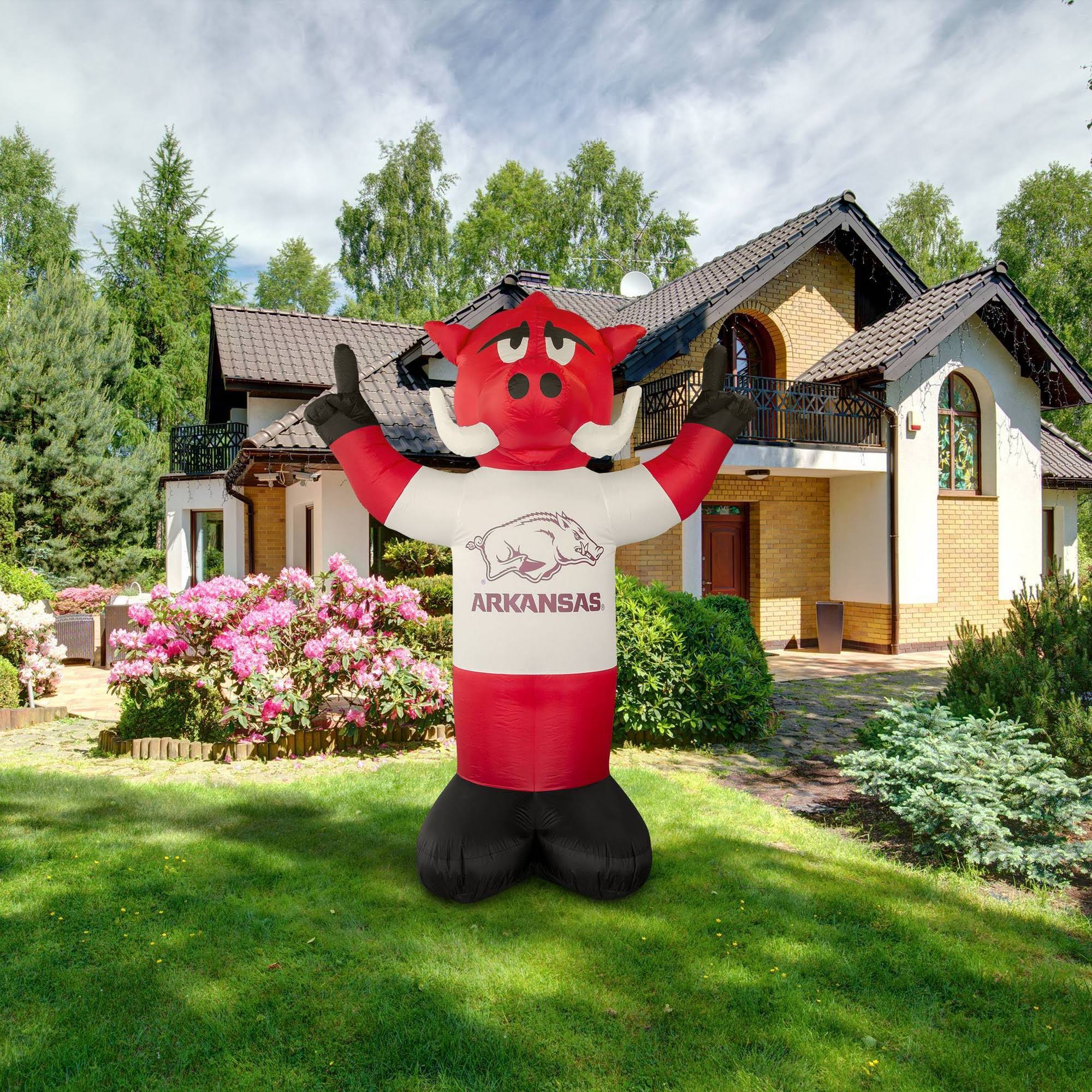 Boelter Arkansas Razorbacks Inflatable Mascot