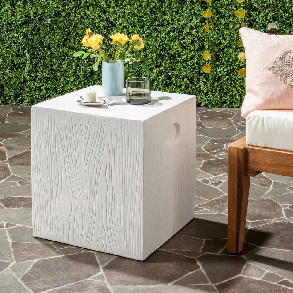 SAFAVIEH Outdoor Collection Cube Modern Ivory Concrete Accent Table (Fully Assembled)