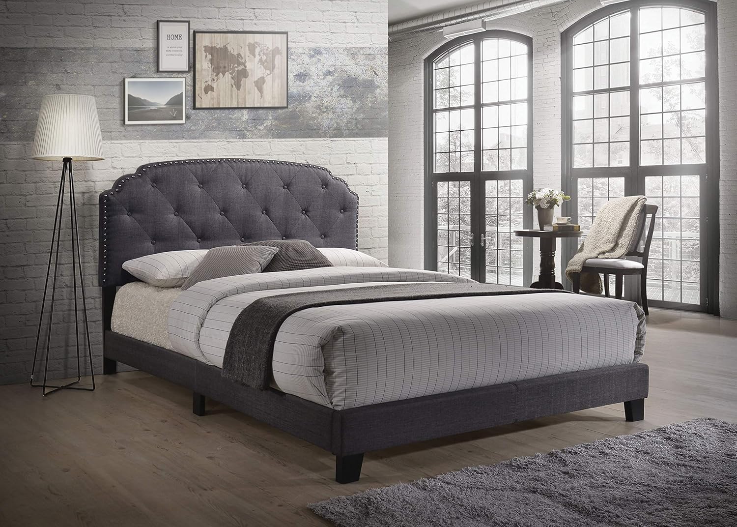 ACME Furniture Tradilla Queen Bed in Gray Fabric