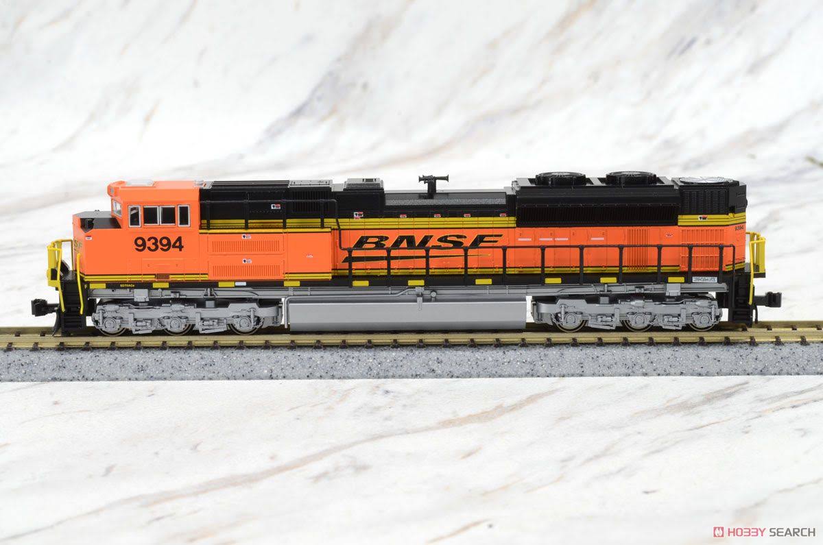 Kato 176-8435 N BNSF Swoosh EMD SD70ACe #9394