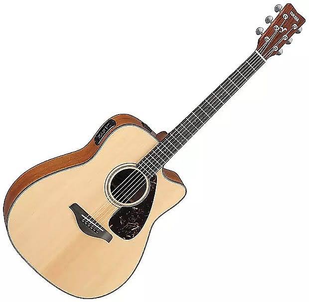 Yamaha FGX700SC Cutaway Solid Top Acoustic/Electric Guitar Natural