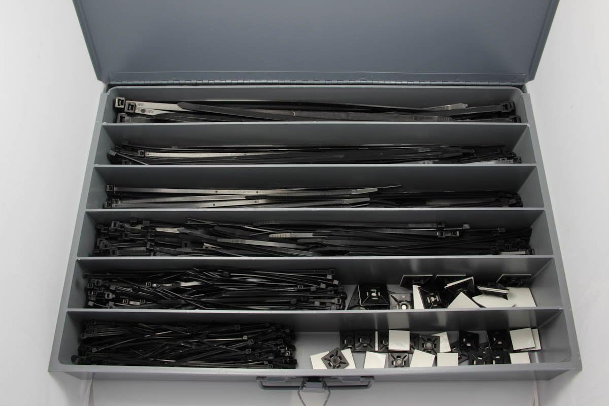 UV Black Cable Tie Kit