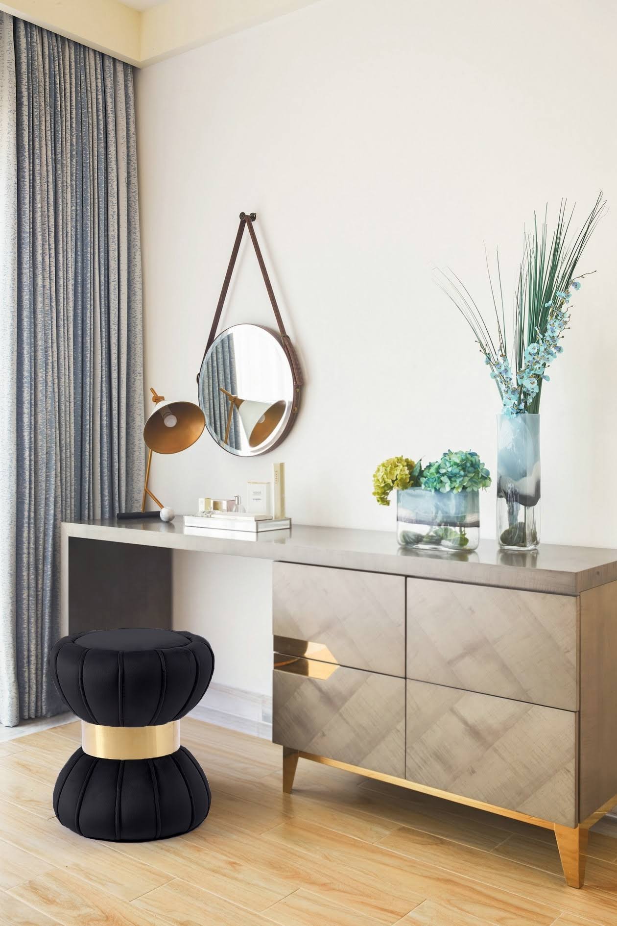 Meridian Vino Velvet Ottoman/Stool, Black, 145Black