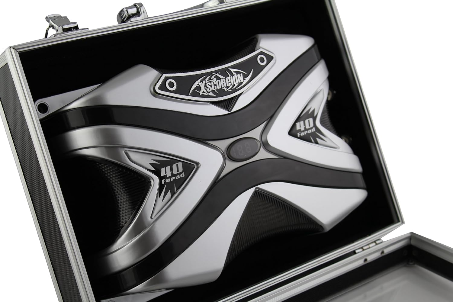 Xscorpion HBC40X 40-Farad 18-Volt Hybrid Capacitor with Digital Volt Meter