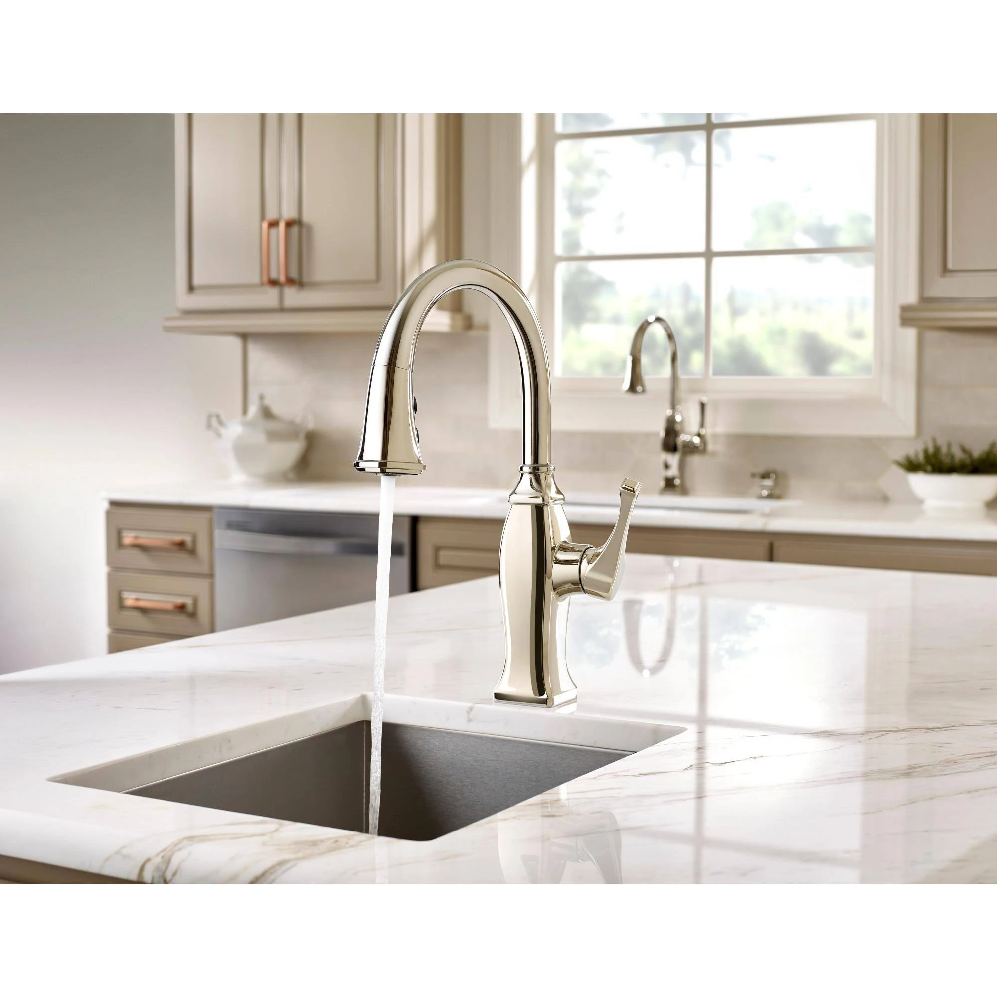Pfister GT572BF Briarsfield Pullout Spray Bar Faucet with AccuDock - Polished Nickel