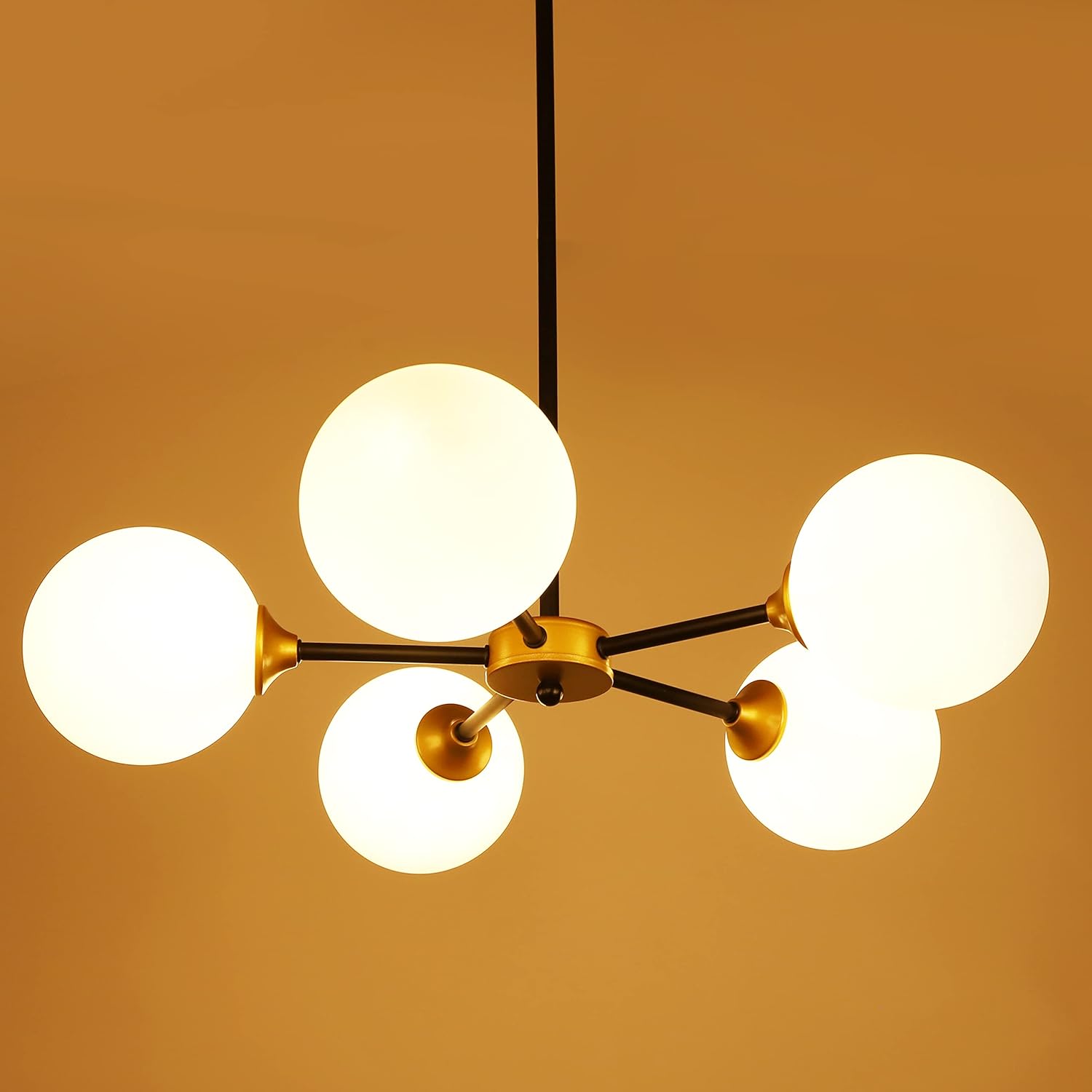 Tochic Modern Sputnik Chandelier 5 Light Black and Gold, Mid Century Contemporary Pendant Lighting with Globe Bulbs, Retro Light Fixtures for Dining Room Kitchen Island, Globe Frosted Glass Shade