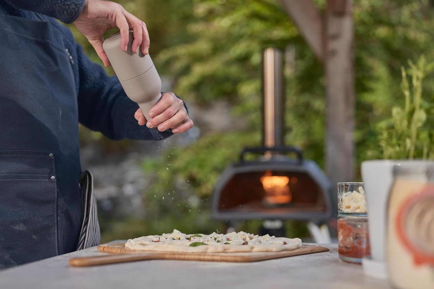 Ooni Karu 2 Pro Gas Burner - 28mbar Propane Burner For Ooni - Includes Gas Regulator and Hose, Pizza Oven Gas Burner Attachment, Gas Converter, Pizza Oven Accessories