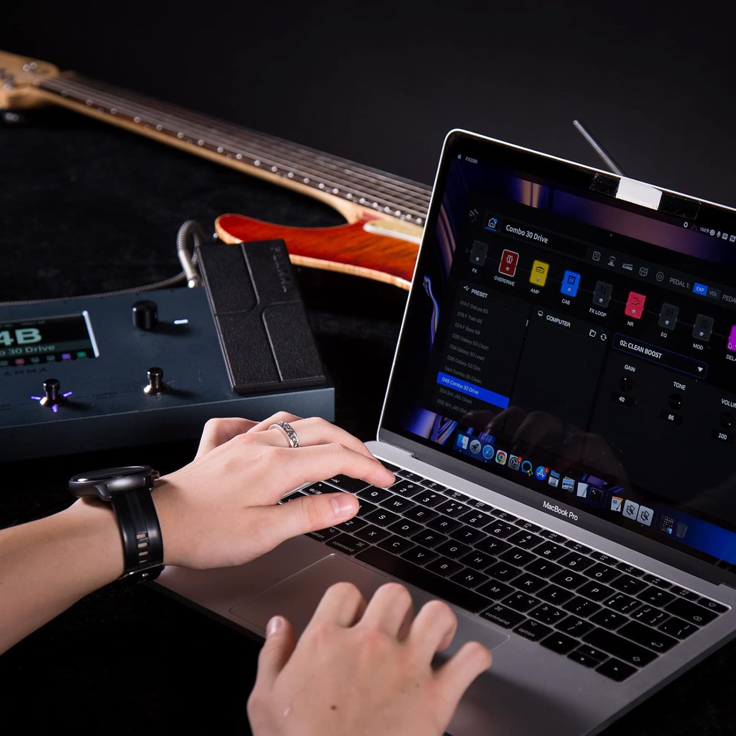 FLAMMA FX200 Multi Effects Guitar Processor with 5” LCD Touch Screen Programmable MIDI Port Extensive I/O Support Modules Order Changing USB Audio Recording 58 Preamp Models 30 Cabinet Simulations