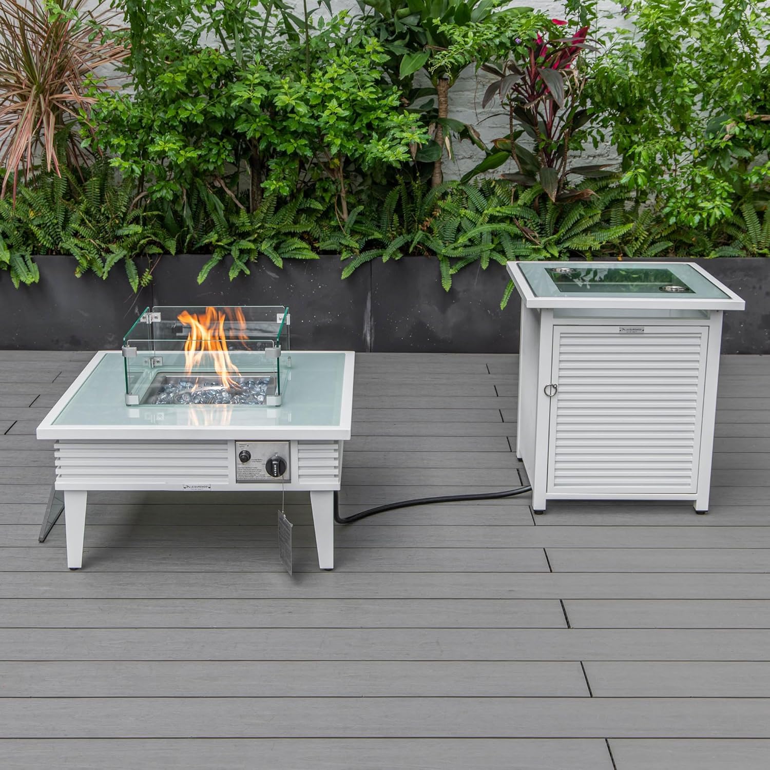 LeisureMod Walbrooke Modern Aluminum 5-Piece Patio Conversation Set with Outdoor Square Fire Pit Slats Design & Side Table Tank Holder, Grey