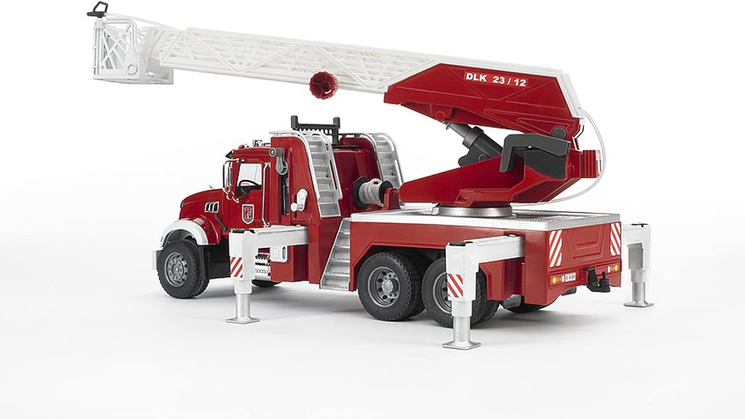 MACK Granite Fire engine with Water pump