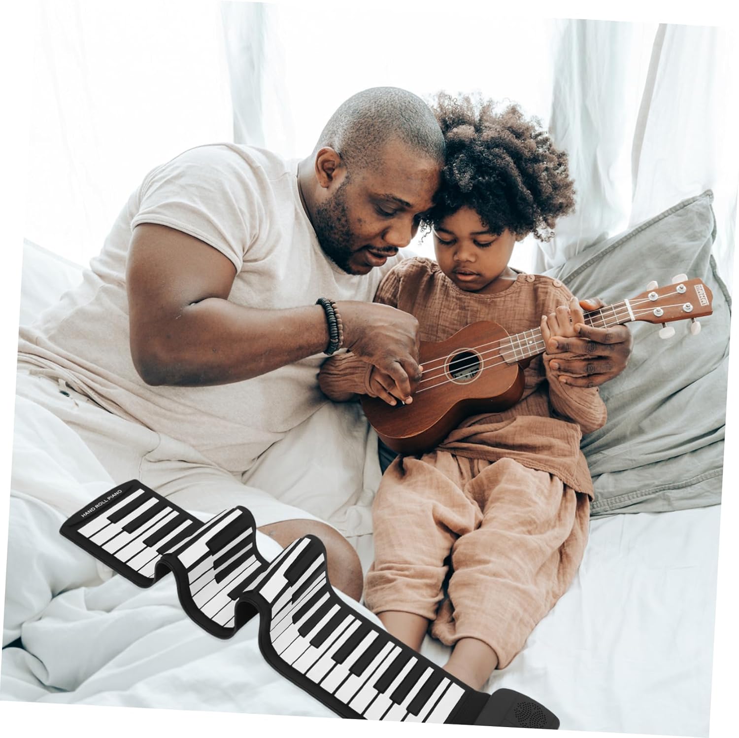 YARNOW Keys Foldable Piano Keyboard Portable Silicone Music Instrument for USB Connection Built Speaker Headphone Jack for Beginners Educational Use