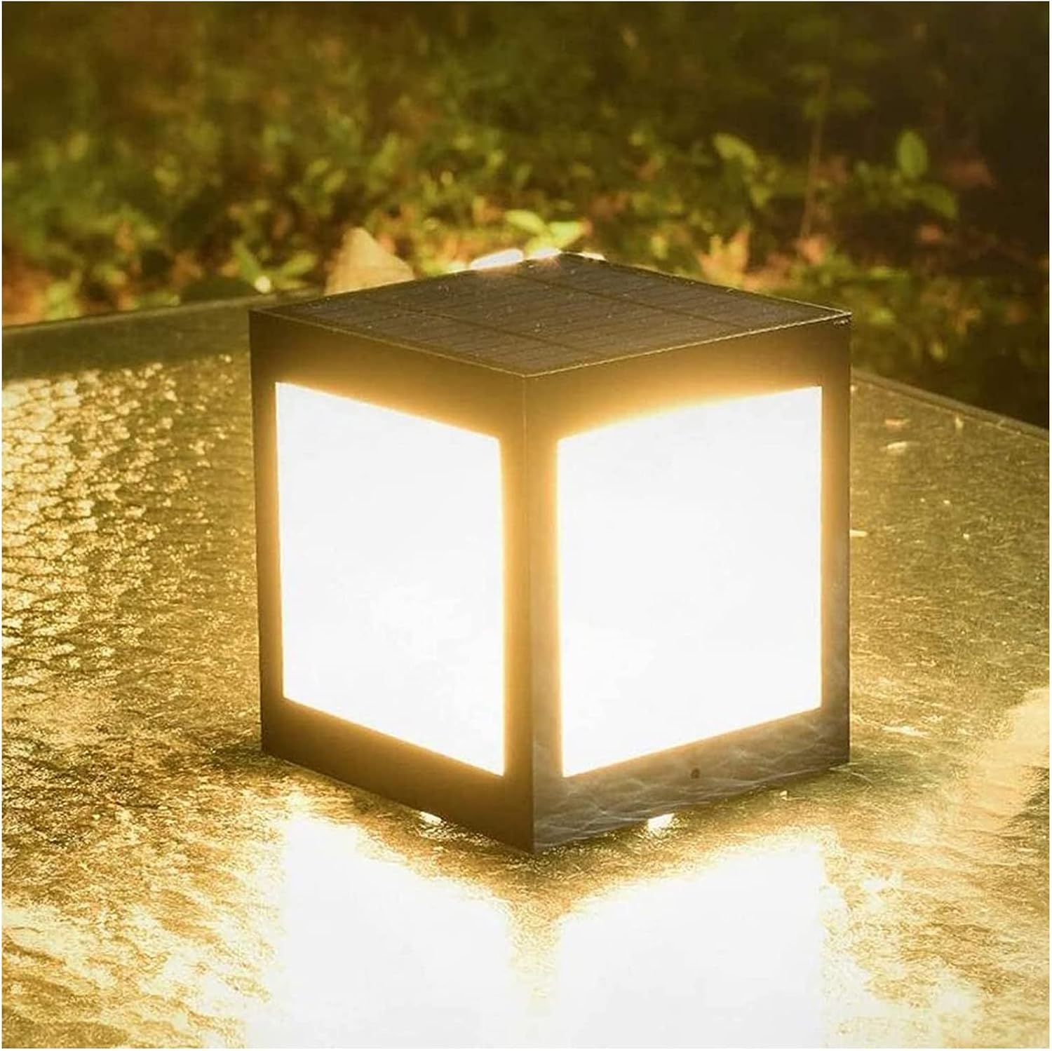 Courtyard Light Solar Post Lamp Outdoor Fence Gate Pillar Column Lights Courtyard Wall Lamp Waterproof Patio Lights Outdoor Garden Villa Courtyard Lights Street Decor Lamp