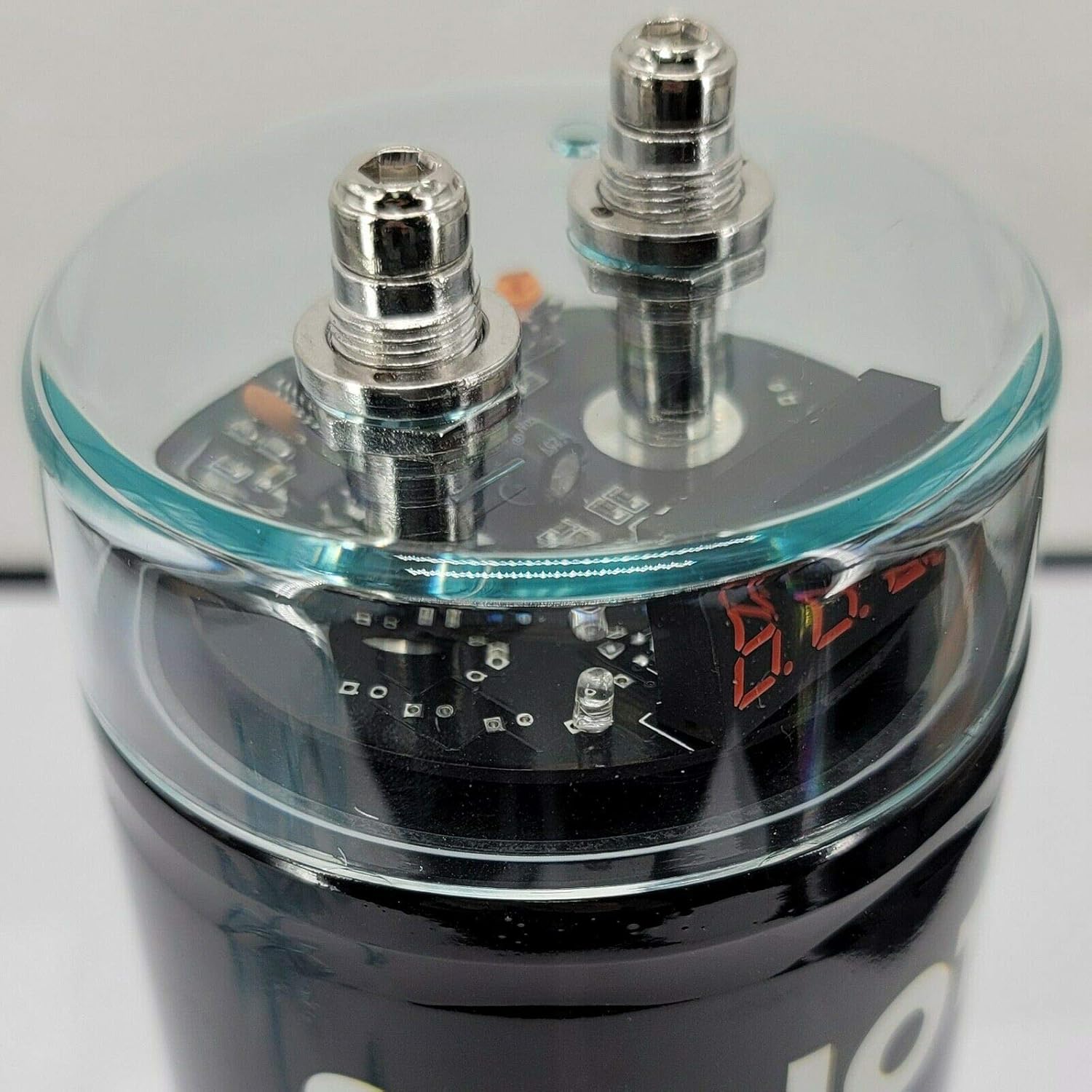 Audiotek at-5.0 Farad Capacitor Car Audio 5000 Watts Power 12V Car Digital Power and Audiotek AT-BCC4AR Installer 4 Gauge Complete Amplifier Installation Wiring Kit Red