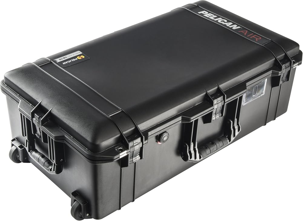 Pelican Air 1615 Case With TrekPak Dividers (Black)