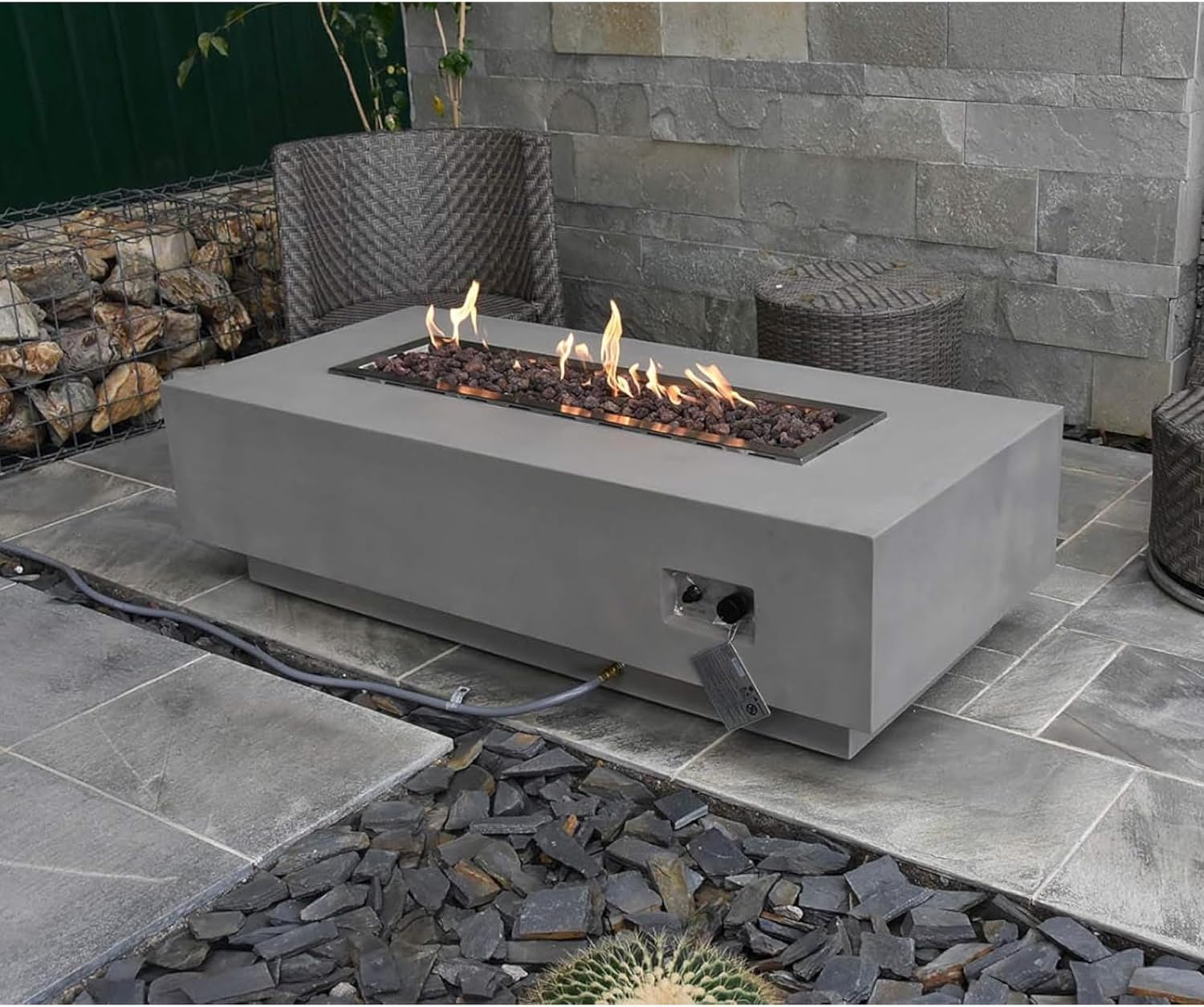 Granville Fire Table Light Grey Natural Gas Fire Pit Modern Outdoor Fire Table with Lava Rocks & Weather-Resistant Concrete Finish Patio Heating & Décor