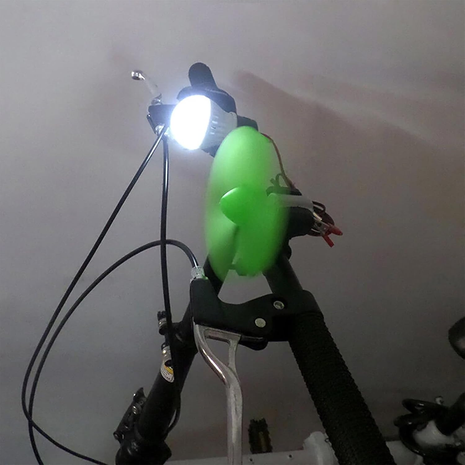 Mini Wind Turbine Motor Blade W/Bulb DIY Kit Power Alternative Energy Generator(2pcs)