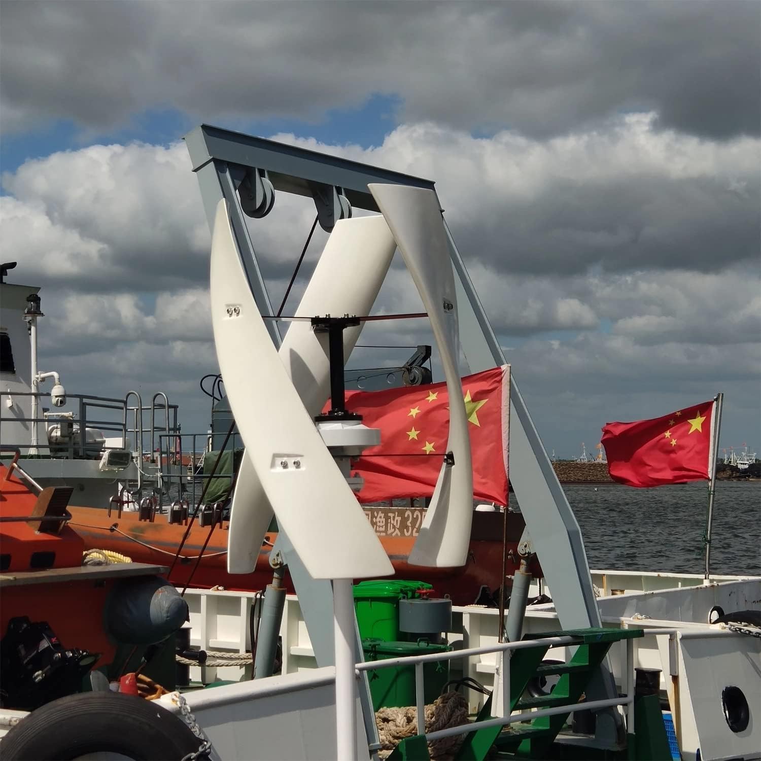 800W No Noise Vertical Axis Wind Turbine Generator 12V 24V 48V Magnetic Levitation Wind Turbine with MPPT Controller for Home Street Lighting (24V, White)