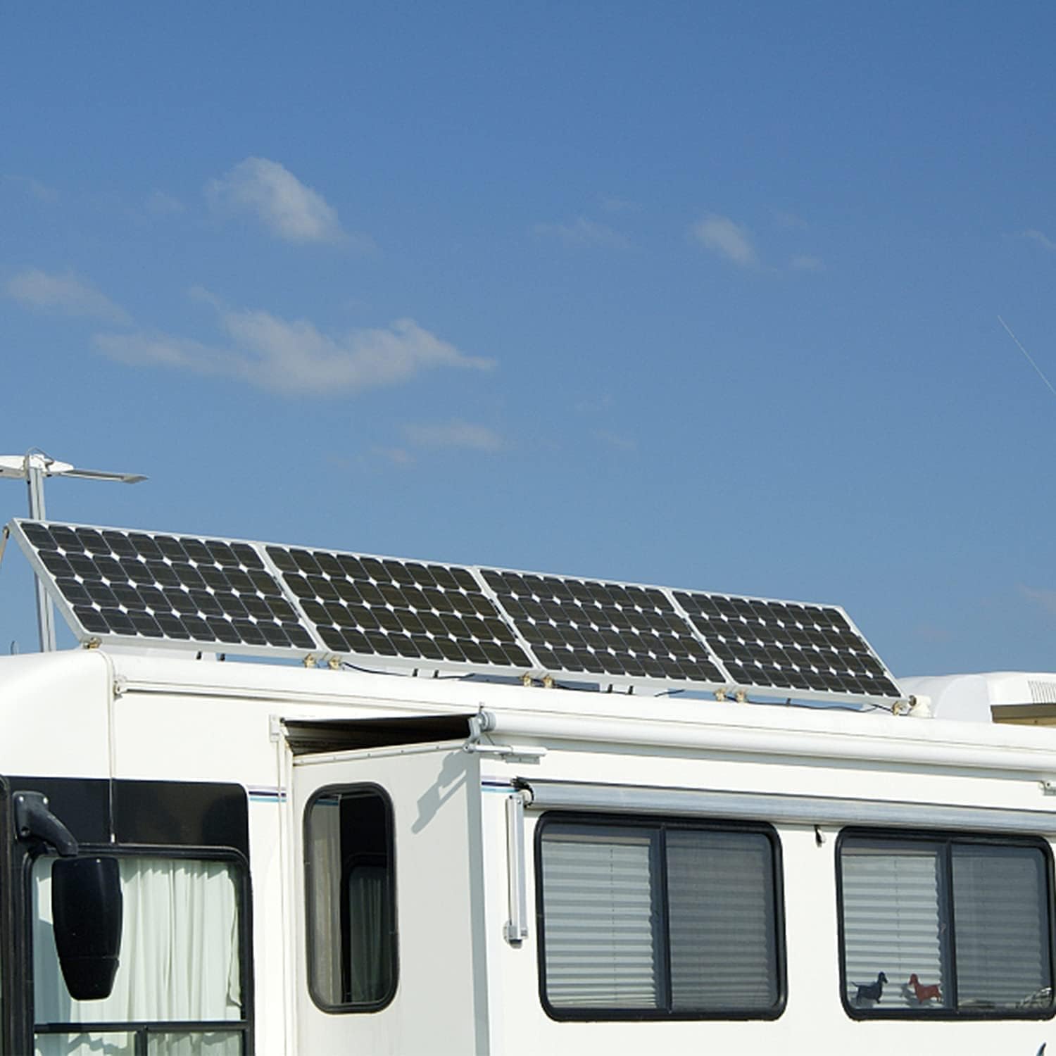 800 Watts 12 Volt Solar Wind Turbine Generator System Kit: 400 Watt Wind Turbine+ 4 * 100W Mono Solar Panel+ Solar Controller +Wind Controller and Accessories