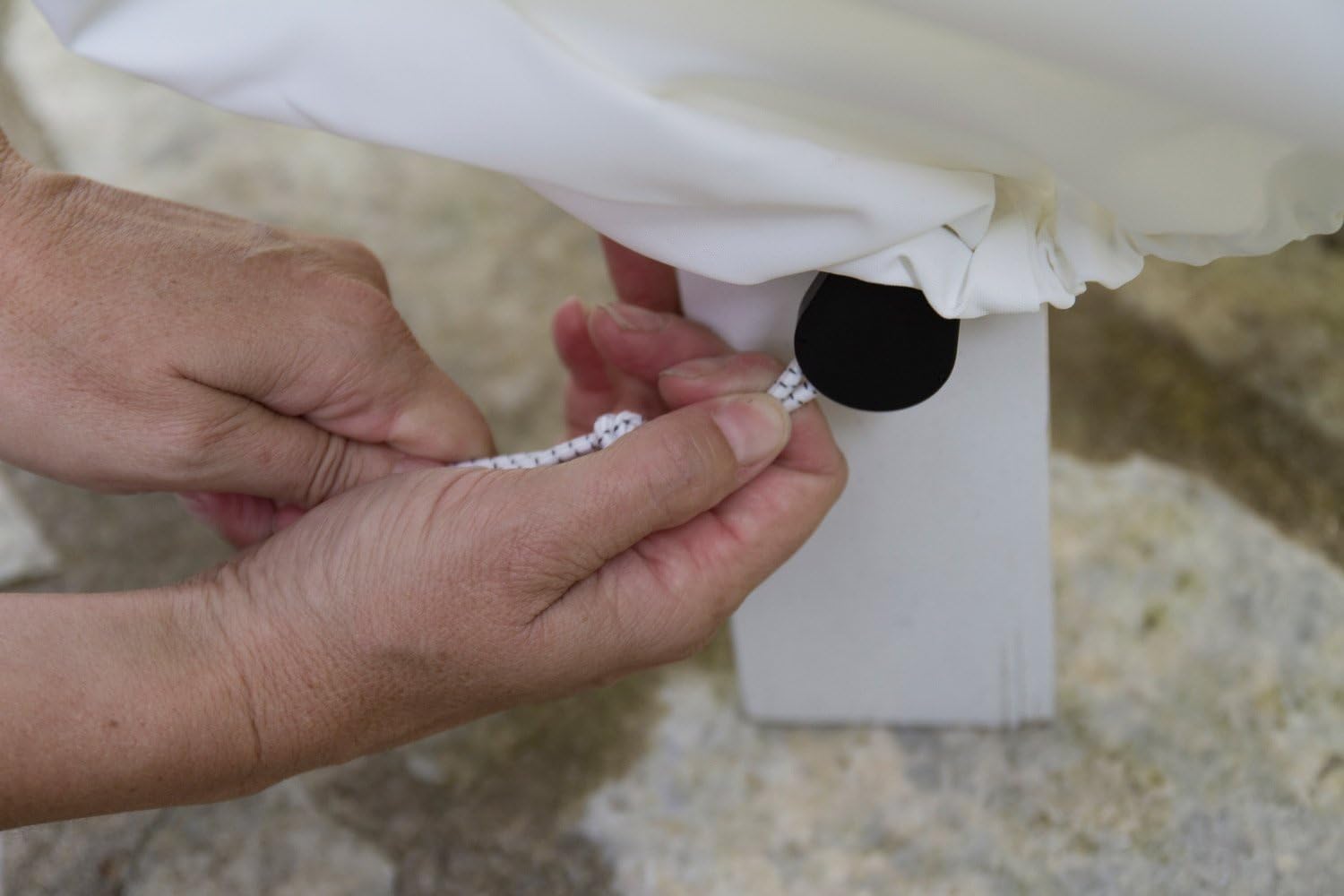 KoverRoos Weathermax 73066 Medium Firepit Cover, 35-Inch Diameter by 16-Inch Height, Black