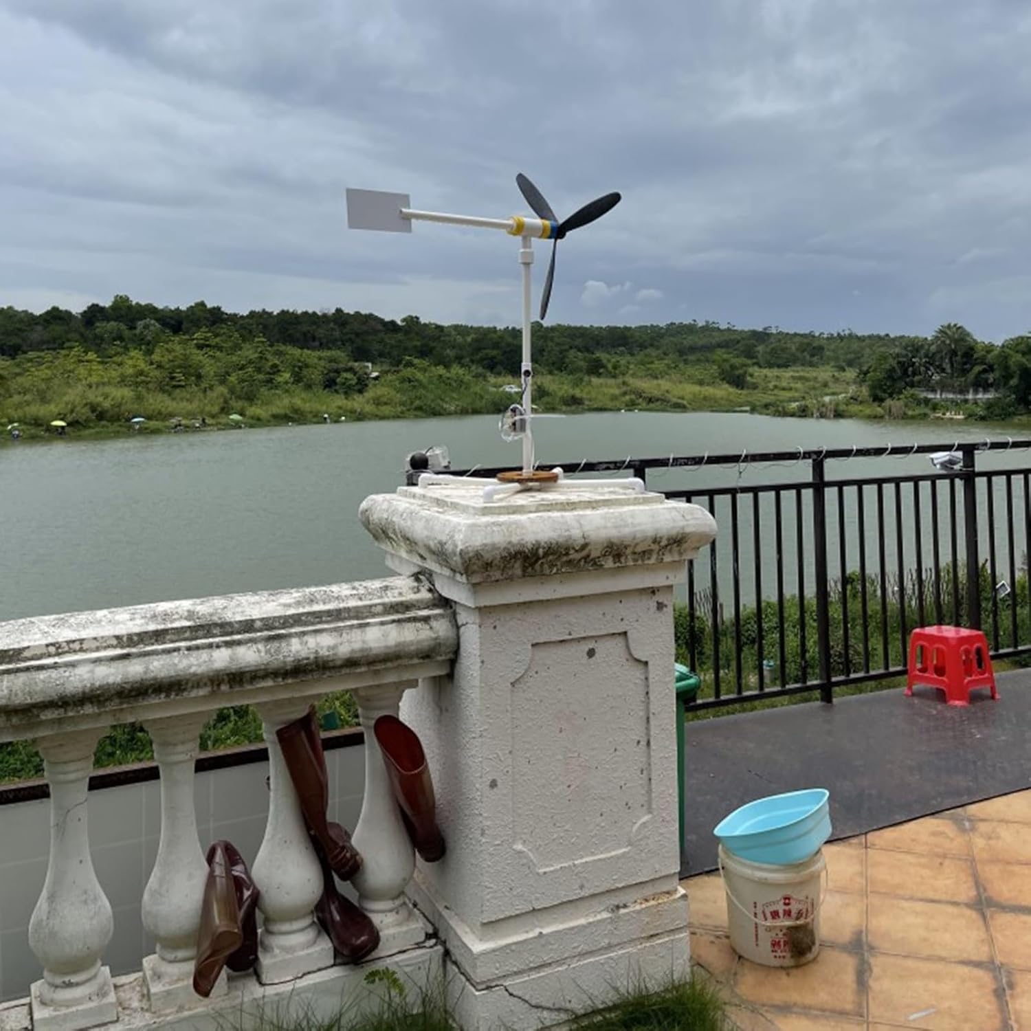 3 Blade Output 2~20V Small Wind Turbine Parts Assembly DIY Homemade Assembly Kit Generator Model with Lights (Color : C)